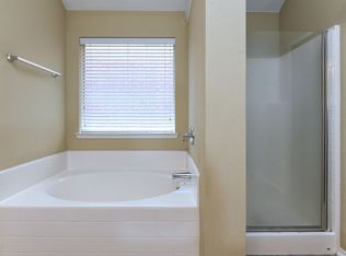 725 Chalk Knoll Rd, Fort Worth, TX 76108