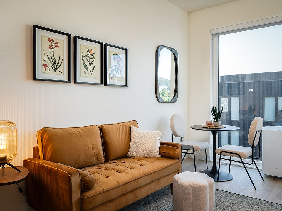 Studio A, 1BA, - 342SF - Living Area