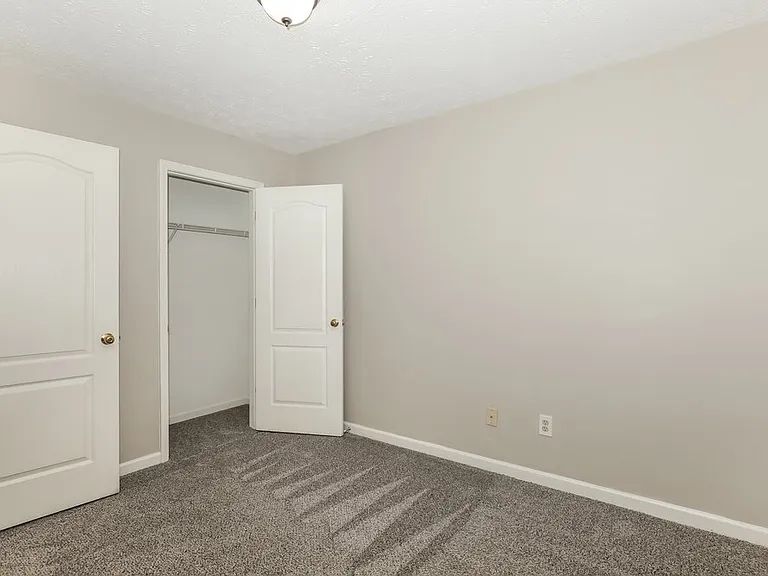 5280 Yellow Pine Dr — Photo 13