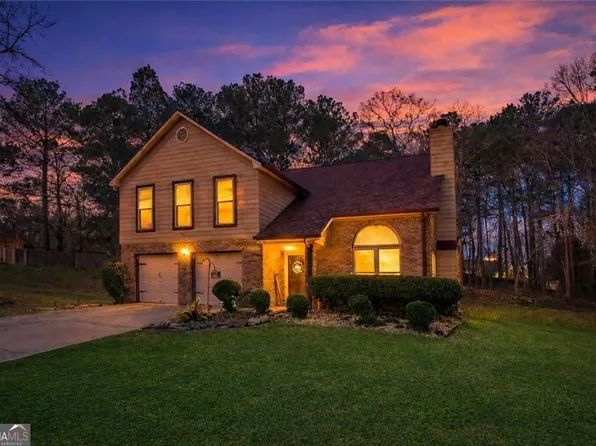 2100 Green Tree Ct, Lithonia, GA 30058