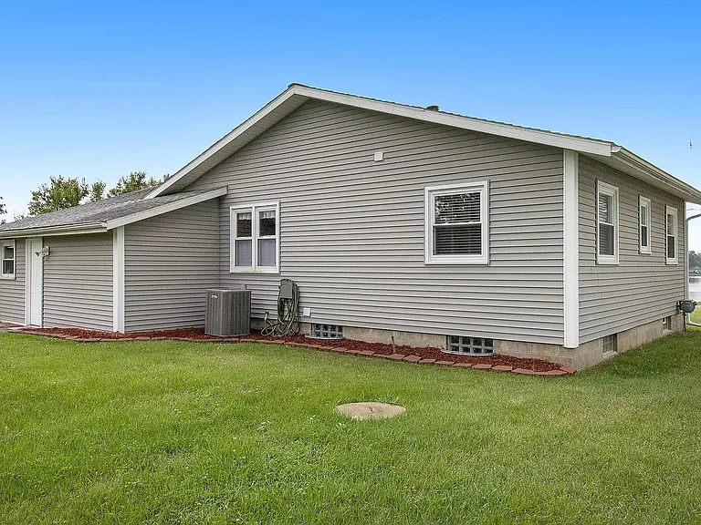 10861 N Waldron Rd — Photo 4