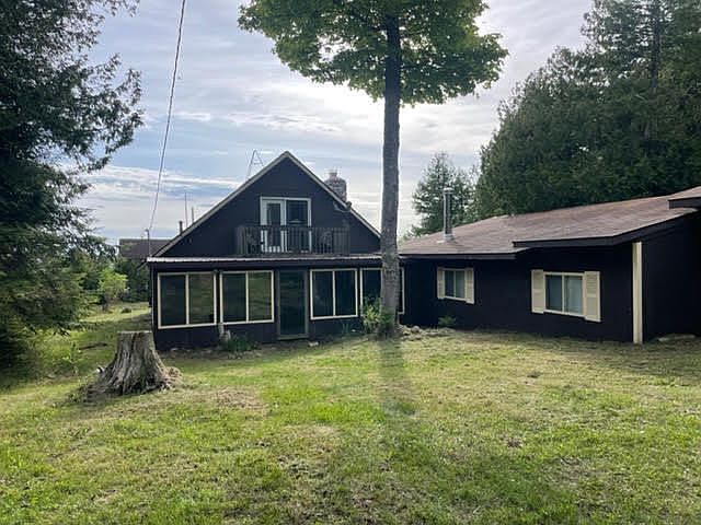 1st image of 3117 S Lakeshore Dr