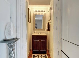 305 W 35th St, Austin, TX 78705