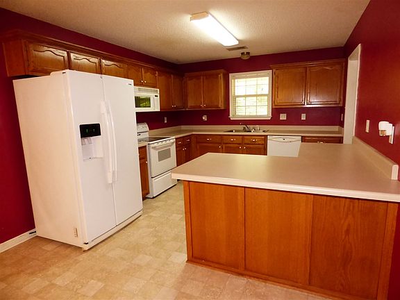 5th image of 363 Haley Ln