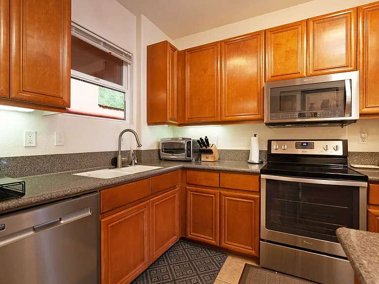 350 K St #413 — Photo 6