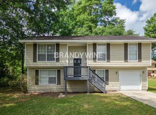 6575 Smoke Ridge Dr, Atlanta, GA 30349