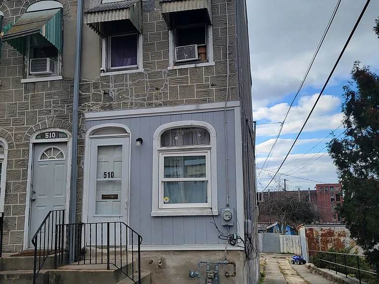 510 Maple St — Photo 1
