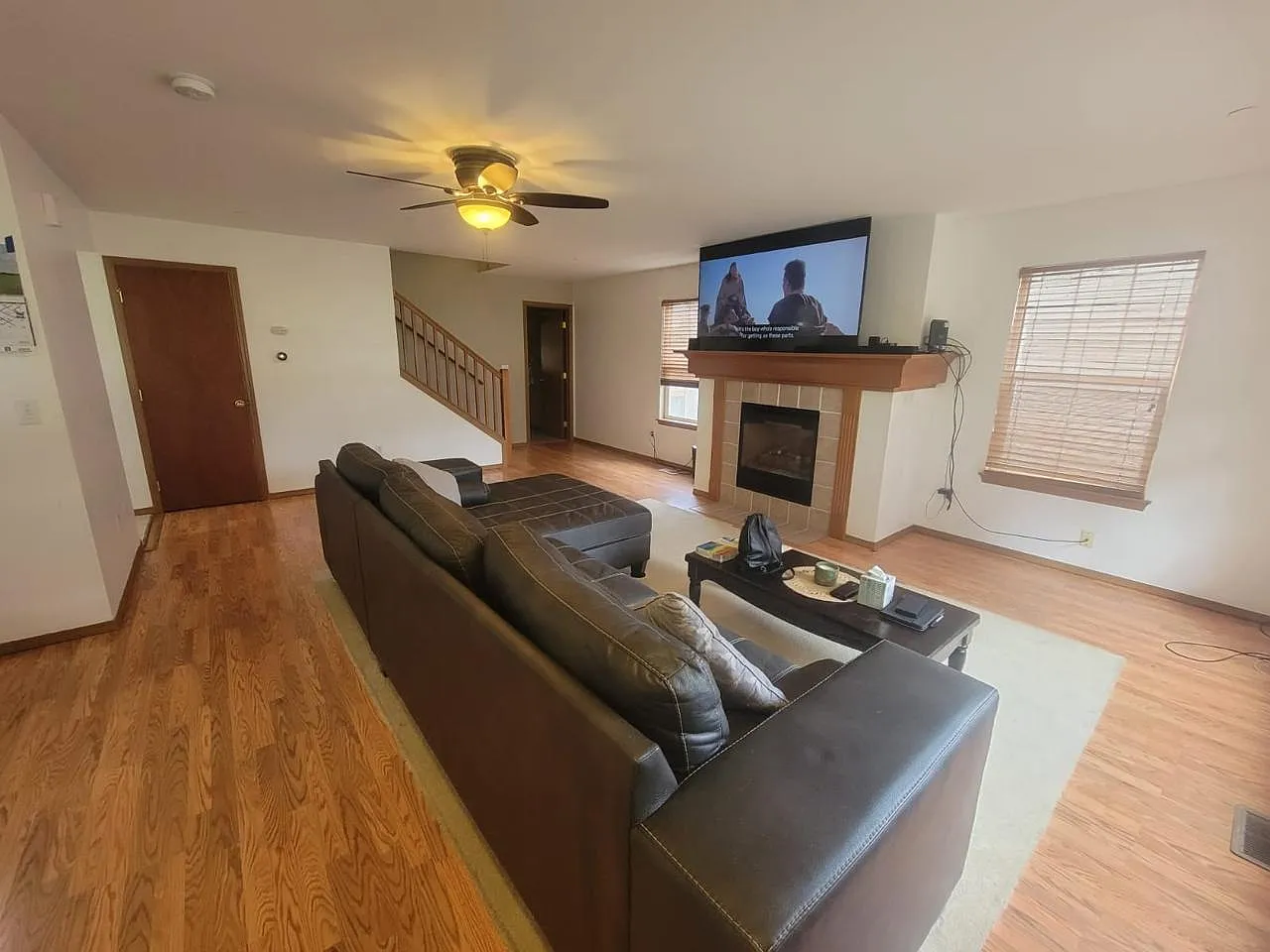 4 bed, 2.5 bath, 2500 sqft, $3,350 — Photo 3