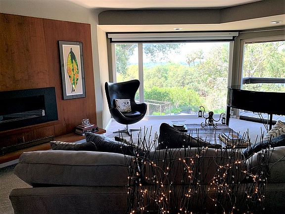 4th image of 3921 Villa Ct