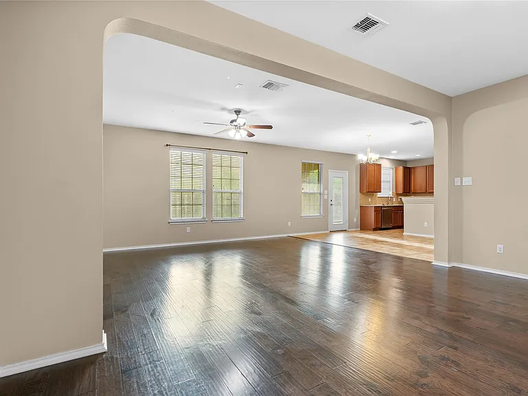 14308 Lake Victor Dr — Photo 11