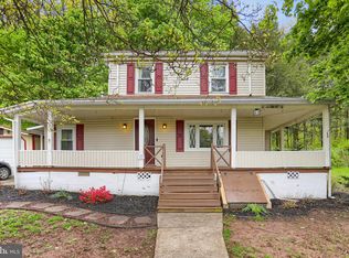 22 Dell Rd, Hegins, PA 17938
