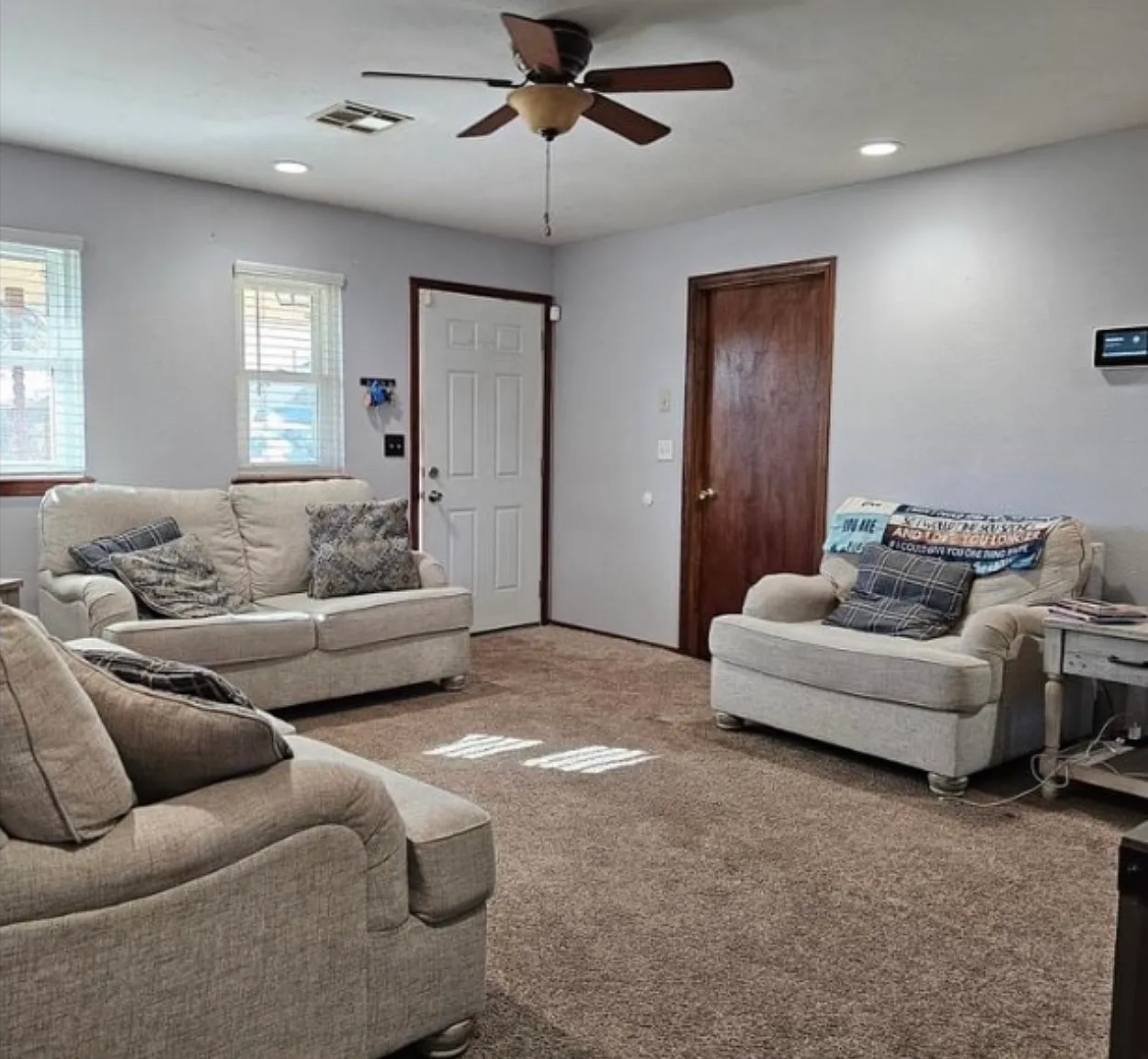 3 bed, 1.5 bath, 1240 sqft, $1,350 — Photo 3