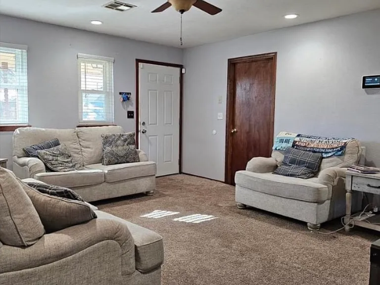4412 Shady Nook Way — Photo 3