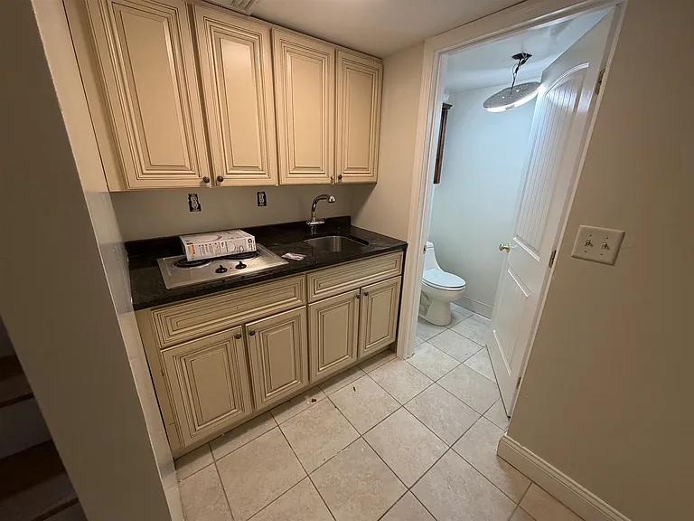 167 Summer St — Photo 22