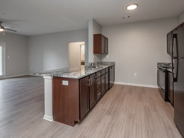 Buffalo Trail Apartments