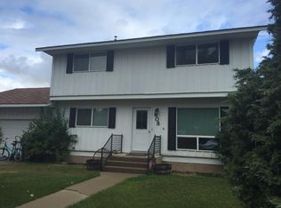 608 W Brodie St, Lander, WY 82520