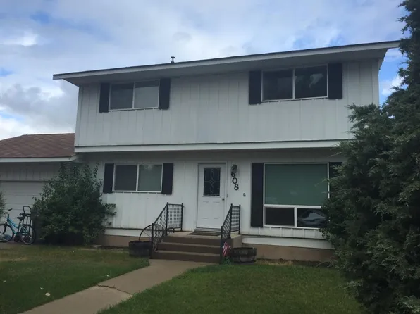 608 W Brodie St, Lander, WY 82520
