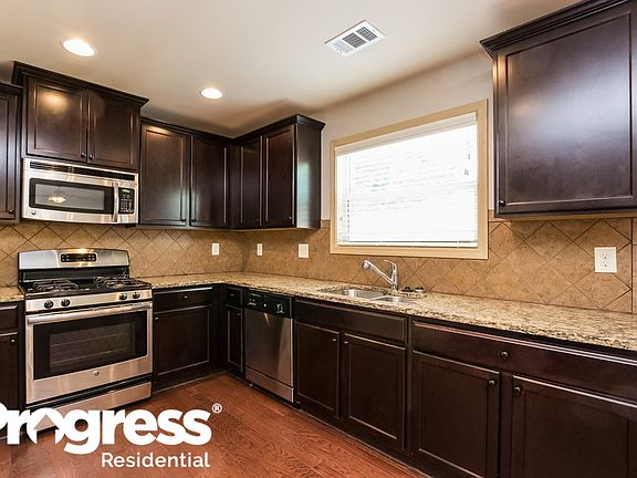 5th image of 5495 Manor Park Dr