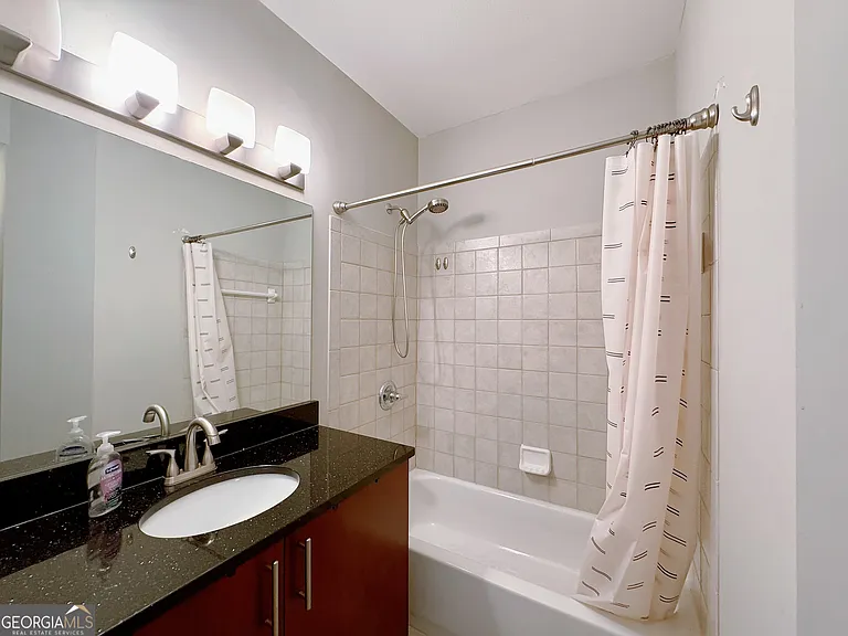 390 17th St NW #5027 — Photo 23