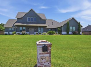 9921 Oakwood Dr, Edmond, OK 73025