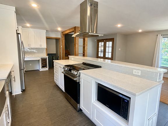 5th image of 4314 Edgemere St