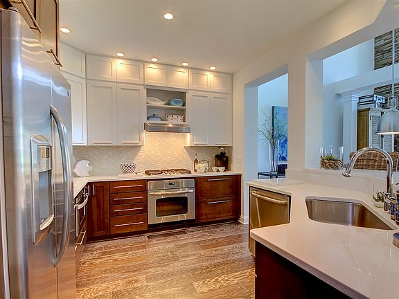2nd image of 4750 Tradewinds Dr