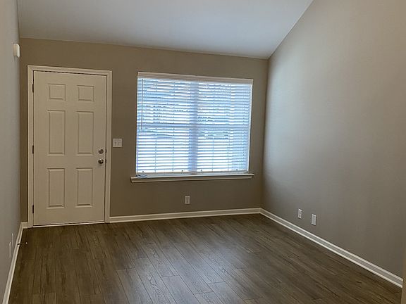 5th image of 3406 Donerail Cir
