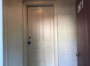 2473 N Dousman St #2473, Milwaukee, WI 53212