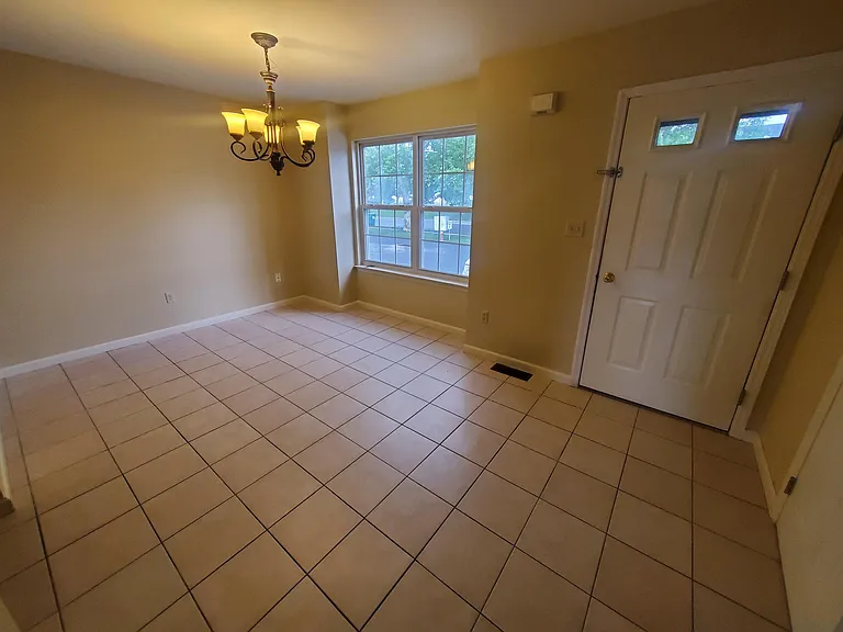 667 Walnut Tree Dr #1 — Photo 4
