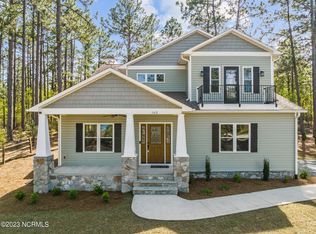 163 Pine Ridge Dr, Whispering Pines, NC 28327