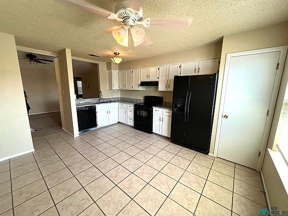 3rd image of 518 E Copper Ave