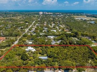 6960 SW 144th St, Palmetto Bay, FL 33158