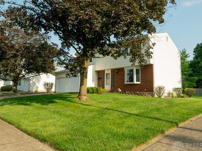 800 Sipos Cir, Englewood, OH, 45322