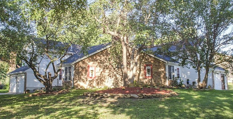 Duplex on Corner Lot
