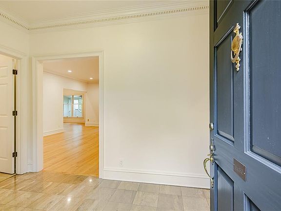 4th image of 5680 River Oaks Pl #25