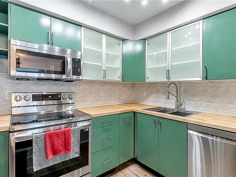 1301 Hampton Blvd #206 — Photo 6
