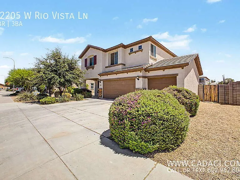 12205 W Rio Vista Ln — Photo 2