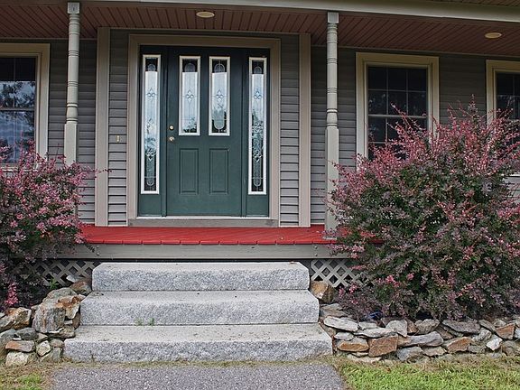 Front entryway