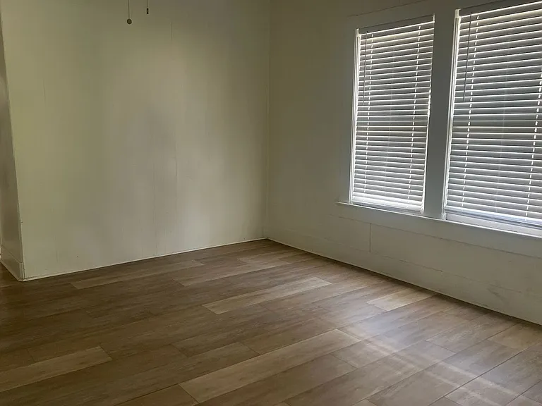 1380 Live Oak Ave — Photo 5