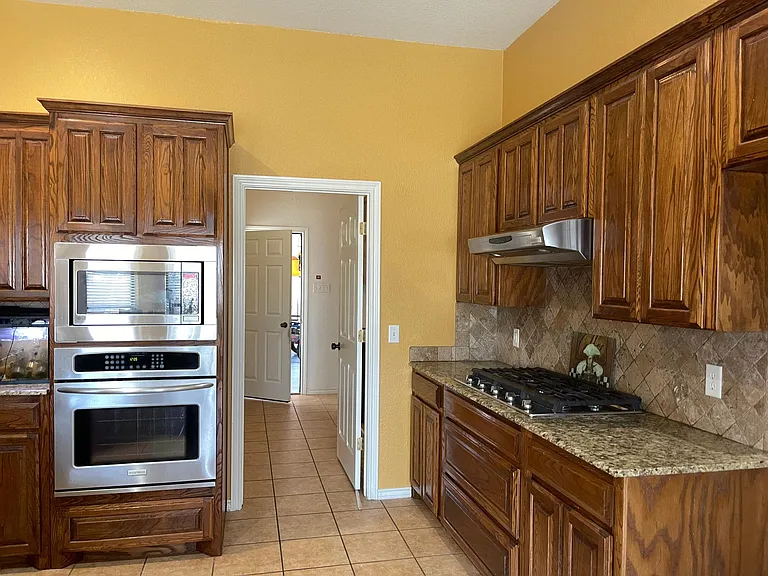 4322 Gleneagles Dr — Photo 7