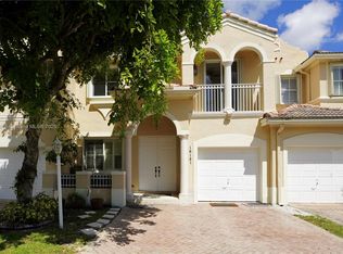 10181 NW 32nd Ter, Doral, FL 33172