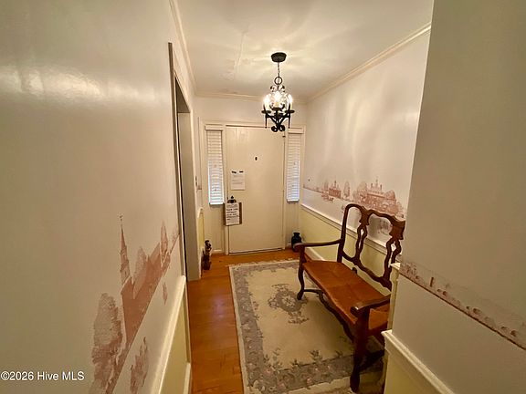 2nd image of 1703 Englewood Drive
