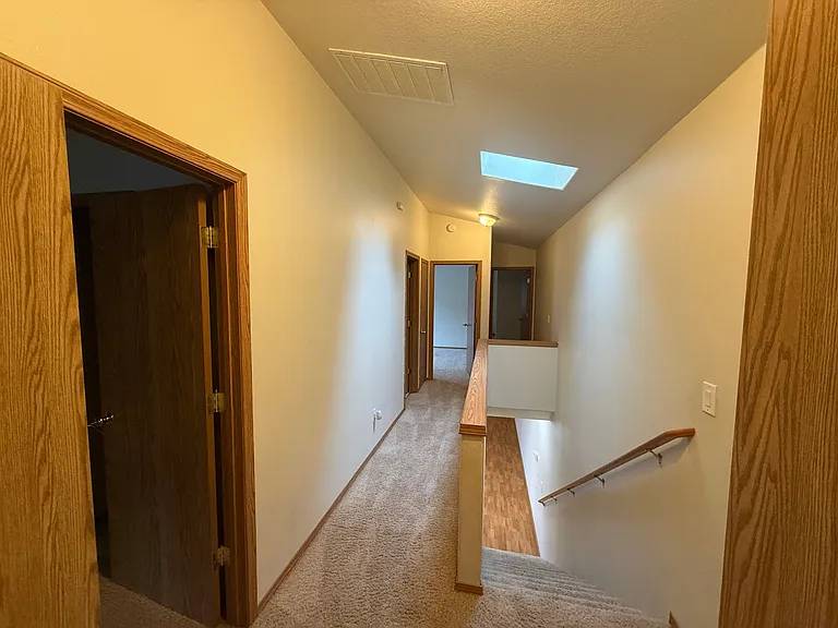 11739 SE Yamhill St — Photo 13