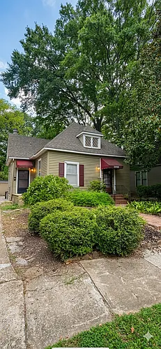 2098 Court Ave #1 Photo 1