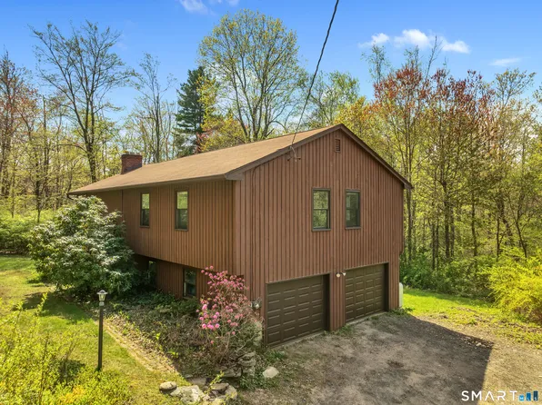 101 Case Street, Granby, CT 06090
