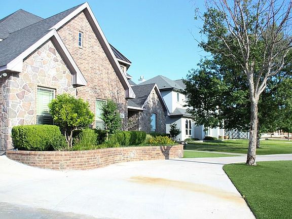 2nd image of 5534 Enclave Ct