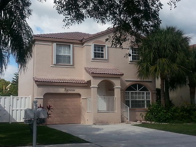 1st image of 15221 NW 6th Ct
