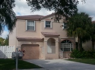 15221 NW 6th Ct, Pembroke Pines, FL 33028