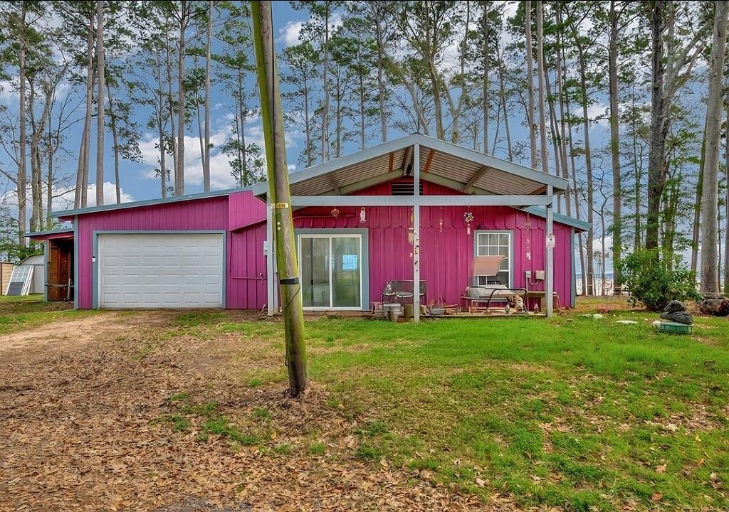 724 County Road 4891 - Property Image