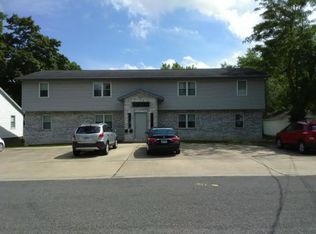 272 W Belleville St, Nashville, IL 62263